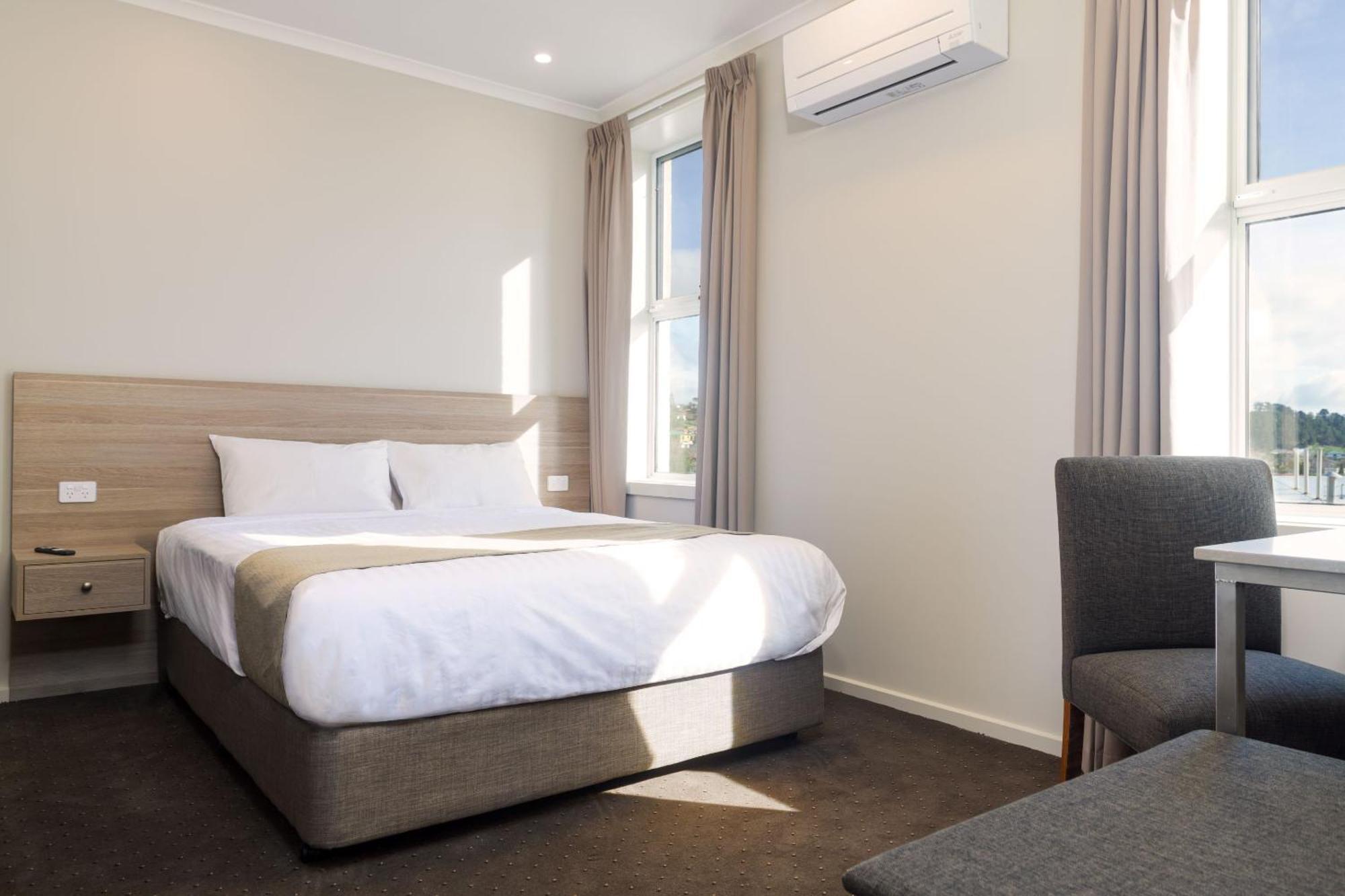 Somerset Hotel Bagian luar foto